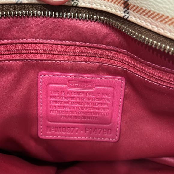 Coach Pink and Cream Plaid Tote Bag with Matching Small Pouch - Picture 12 of 17